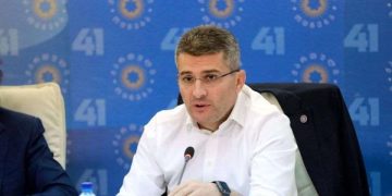 „ჩუმად იყვნენ მაშინ, როდესაც იცოდნენ, რომ წერეთელზე მიმდინარე სამუშაოები მთლად ისე ვერ მიდიოდა, როგორც საჭირო იყო, აყვირდნენ მაშინ, როდესაც პრობლემა მკაცრად გადაიჭრა“ – მამუკა მდინარაძე ოპოზიციაზე