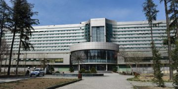 მთავრობამ რესპუბლიკური საავადმყოფოს პერსონალს კომპენსაციის ასარჩევად ორკვირიანი ვადა მისცა