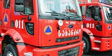 დიდუბეში, ხოშარაულის ქუჩაზე ხანძარია