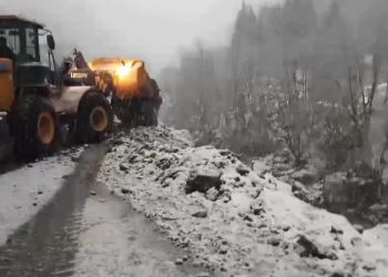 “ქვებს ააფეთქებენ, გადაყრიან და მორჩება” – რას ამბობს სვანეთის გზაზე მესტიის მერი
