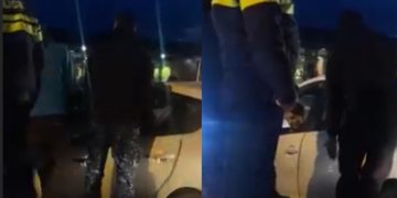 ვიდეო – წერეთელზე მანქანა ორმოში ჩავარდა და ვეღარ ამოჰყავთ