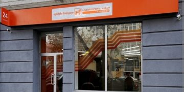 “ბანკში მივიტანე 25 000 და არ იღებდნენ – ძალიან დაუცველად ვიგრძენი თავი სამ ომგამომვლილმა” – გიორგი კასრაძე