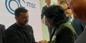,, თავხედს თავხედურად უნდა მოექცე! ამიტომ, უჯობს, საქართველოში არ დააკრძალინოს თავი!” – ხათუნა ხოფერია
