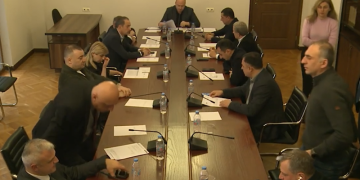 “ჭკუით მოიქეცი”, “ემოციები მოთოკე” – ირაკლი ბერაია ალეკო ელისაშვილს