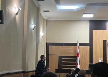 24 წლის ბიჭის მკვლელობაში ბრალდებული ბაჩო სირაძე მოსამართლემ პატიმრობაში დატოვა