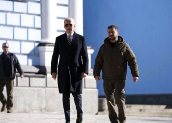 The Washington Post: უკრაინამ აშშ-ს შეატყობინა, რომ ზელენსკიმ ზალუჟნის თანამდებობიდან გადაყენება გადაწყვიტა