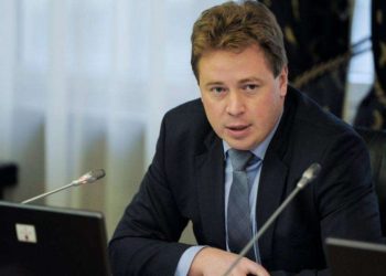 სანქციების დარღვევისთვის, ლონდონში სევასტოპოლის ყოფილი “გუბერნატორი” დააკავეს