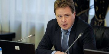 სანქციების დარღვევისთვის, ლონდონში სევასტოპოლის ყოფილი “გუბერნატორი” დააკავეს