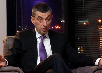 გიორგი გახარიამ საკუთარ Youtube-არხზე დაიწყო ახალი გადაცემა, რომელიც თეონა გეგელიას მიჰყავს