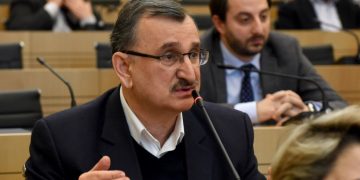 “მინისტრები ფეხებე გიკიდებენ პარლამენტს” – გოცირიძე