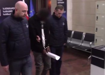 შურისძიების მიზნით, სქესობრივი კავშირის ამსახველი კადრები გოგოს ოჯახის წევრს გაუგზავნა – დააკავეს ნიგერიის მოქალაქე