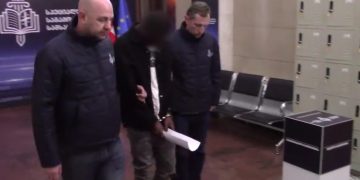 შურისძიების მიზნით, სქესობრივი კავშირის ამსახველი კადრები გოგოს ოჯახის წევრს გაუგზავნა – დააკავეს ნიგერიის მოქალაქე