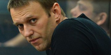 ნავალნის ცხედარს ოჯახს კიდევ ორი კვირა არ გადასცემენ