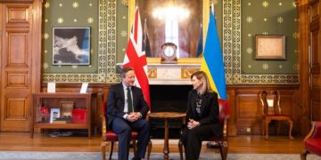 ოლენა ზელენსკა დევიდ ქემერონს შეხვდა