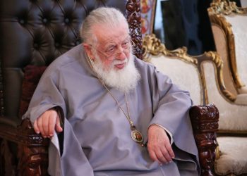 “წავიდა ჩვენგან ბატონი ვაჟა აზარაშვილი – ქართული მუსიკალური სამყაროს უნიჭიერესი, თავმდაბალი, მორწმუნე, სიკეთით სავსე წარმომადგენელი” – ილია მეორე