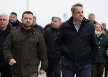 “ხედავთ, ვისთან გვაქვს საქმე… არ აინტერესებთ, სად დაარტყამენ” – ზელენსკი მის კორტეჟზე სარაკეტო თავდასხმის მცდელობაზე