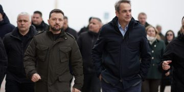 “ხედავთ, ვისთან გვაქვს საქმე… არ აინტერესებთ, სად დაარტყამენ” – ზელენსკი მის კორტეჟზე სარაკეტო თავდასხმის მცდელობაზე