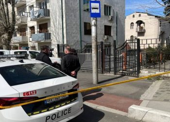 ასაფეთქებელი მოწყობილობის შესახებ ცრუ შეტყობინების გამო, ევაკუაცია, ბათუმის შემდეგ, ქუთაისის სკოლაშიც გამოცხადდა