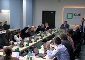 “ხმას ავუწევ ყველგან, სადაც ასაწევი იქნება, არ გაძლევ ხმის უფლებას” – დაპირისპირება ცესკო-ს სხდომაზე