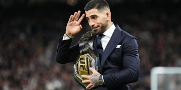 საქართველო – ლუქსემბურგის მატჩის დაწყებამდე ილია თოფურია დინამოზე საჩემპიონო ქამარს წარადგენს