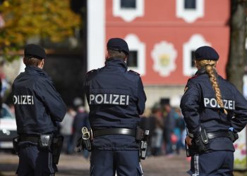 მოპარული 107 000 ევრო – “ნაღდი ფულით სავსე სეიფი წაიღეს”– საქართველოს 2 მოქალაქე ავსტრიაში დააკავეს