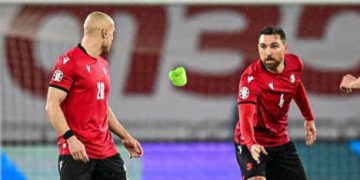 “სტადიონზე მყოფმა 50 ათასზე მეტმა ადამიანმა ხო ზუსტად დავინახეთ რაც მოხდა? – მადლობა, კაპიტანო” – მალხაზ რეხვიაშვილი