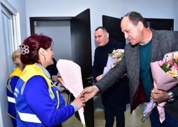 ლანჩხუთის მერმა სამედიცინო სფეროს წარმომადგენლებს პირადად მიულოცა 8 მარტი – ფოტოები