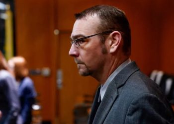 15 წელი მიესაჯა ცოლ-ქმარს, რომელთა ნაჩუქარი იარაღიდან შვილმა 4 კლასელი მოკლა – აშშ