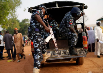 ნიგერიაში შეიარაღებულმა პირებმა სკოლიდან 250-მდე მოსწავლე გაიტაცეს