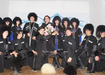 (ვიდეო) – “მადლი რქათ ადგა ღვთისაო” – ლიტერატურულ-ქორეოგრაფიული კომპოზიცია წალენჯიხაში