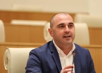 გთავაზობთ, რომ კანონპროექტი პლებისციტზე გაიტანოთ, არჩევნებთან ერთად ან არჩევნებამდე – ხაბეიშვილი