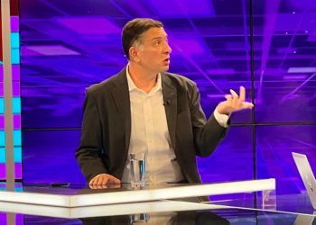 “ელისაშვილმა სიფათში რომ დაარტყა მდინარაძეს, ღარიბაშვილის ხალხი ტაშს უკრავდა” – უგულავა “ოცნების” შიგნით დაპირისპირებაზე