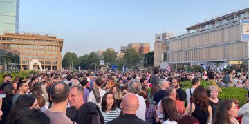 არა რუსულ კანონს! – რესპუბლიკის მოედანი გადაიკეტა