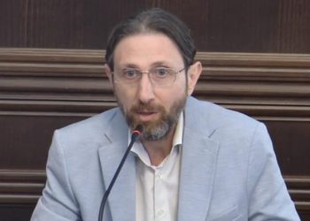 ,, ჩვენს თაღლითს ვერავინ შეედრება, 12 წლის შემდეგ, ხალხს ისევ ნაცების გასამართლებას ჰპირდება” – ზვიად ტომარაძე