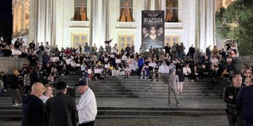 ქუთაისში რუსული კანონის საწინააღმდეგოდ პერმანენტული აქციები იმართება