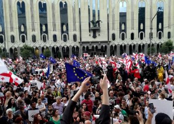 „არა რუსულ კანონს!“ – პარლამენტთან დღეს 2 აქციაა დაანონსებული