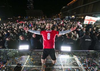 „56 ათასი ადამიანის წინაშე მითამაშია, მაგრამ ამდენი ხალხის წინაშე პირველად 26 მარტს ვიცეკვე“ – ბუდუ ზივზივაძე