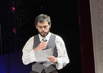 “თეატრი ყოველთვის კრიტიკული უნდა იყოს ხელისუფლების მიმართ” – ოზურგეთის თეატრის მსახიობი