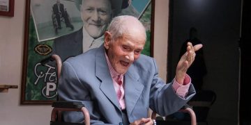 გარდაიცვალა მსოფლიოს ყველაზე ხანდაზმული მამაკაცი