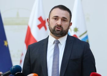 პარლამენტმა ცესკოს თავმჯდომარედ კალანდარიშვილი და წევრობის კანდიდატები ვერ აირჩია