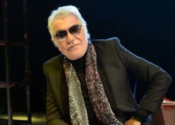 იტალიელი მოდის დიზაინერი რობერტო კავალი 83 წლის ასაკში გარდაიცვალა