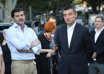 გახარია კალაძეს: მიხედე ფეხბურთს ან უშველე შენს თავს