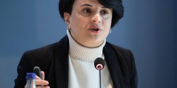 „არც ერთი ანტი-კორუფციული უწყება დღეს კორუფციას არ ებრძვის, ყველა მათგანი ემსახურება ერთ მიზანს…“ – ნათია მეზვრიშვილი