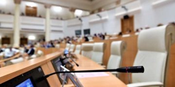 მმართველი გუნდი “ლგბტ პროპაგანდის წინააღმდეგ“ მომზადებული საკონსტიტუციო ცვლილებების საყოველთაო სახალხო განხილვას იწყებს