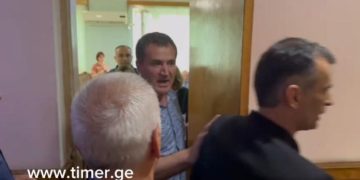 ჩხუბი და დაპირისპირება წალენჯიხის საკრებულოში – ვიდეო