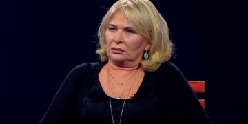 „ეი, ფაშისტებოო! შვილებზე ლაპარაკს მოეშვით! დიახ, ჩვენი მოტანილია ეს თავისუფლება და ასე გამოყენების უფლებას არ მოგცემთ” – ნანა ლორთქიფანიძე