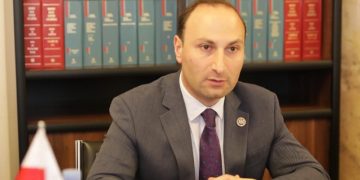 ,, ბრწყინვალე შვიდეულში მაინც მოერიდეთ სიცრუის გავრცელებას” – რას წერს ანრი ოხანაშვილი