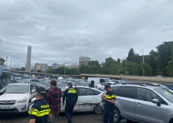 ავარია ლაგუნა ვერესთან – დამტვრეულია 6 ავტომობილი, ადგილზე პოლიციაა მობილიზებული