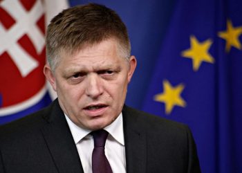სლოვაკეთის პრემიერ ფიცოს ესროლეს, ის ჰოსპიტალიზებულია