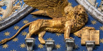 ვენეციის კომისია ხელისუფლებას კატეგორიულად ურჩევს, რუსული კანონი უკან გაიწვიოს – დასკვნა